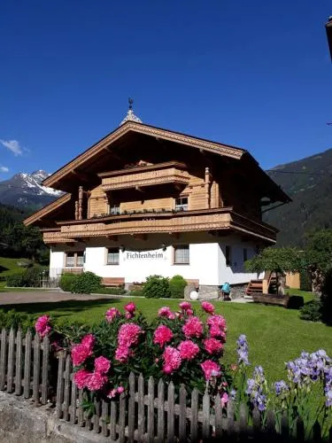 Ferienwohnungen Fichtenheim in Mayrhofen, Österreich