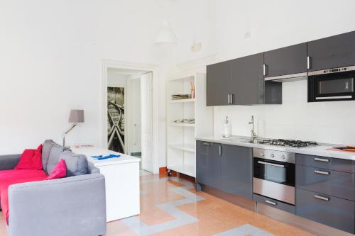 Casa Conforti luminosa in centro, Neapel (Foto 8)