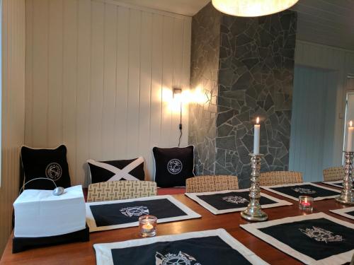 Παροχές, North Cape family lodge in Χόνιγκσβαγκ