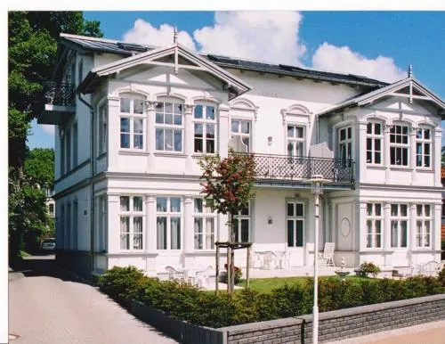 Villa Baroni BF nur 200m vom Ostseestrand entfernt in Bansin, Deutschland