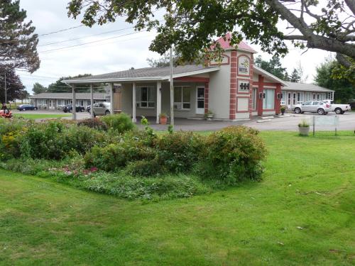 Sunny Isle Motel - Accommodation - Summerside