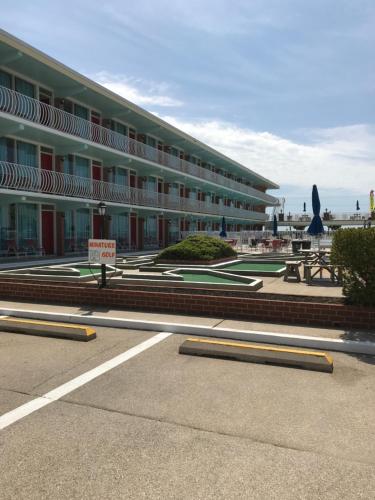 Gold Crest Motel - 숙소 외관