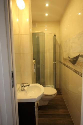 Triple Room with Bathroom