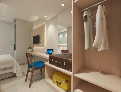 glen eden beach resort 388 david low way sunshine coast australia au 4573 hotel pasuparthy residenc