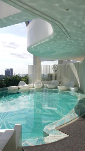 Modern Luxury Lower Penthouse Unit, Manila (fotografie 3)