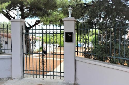  Rafina holiday house in Rafina