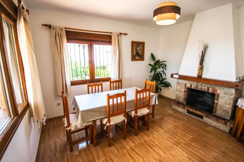 Juanjo - this lovely detached holiday property in Calpe - image 3