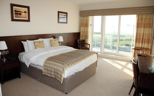Strandhill Lodge and Suites - image 9