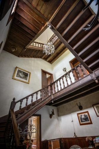 Vestabils, Manoir De La Chouanniere in Montreuil-sur-Maine