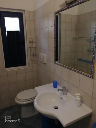 Bed and breakfast Delfino Blu – Torre Vado, OK
