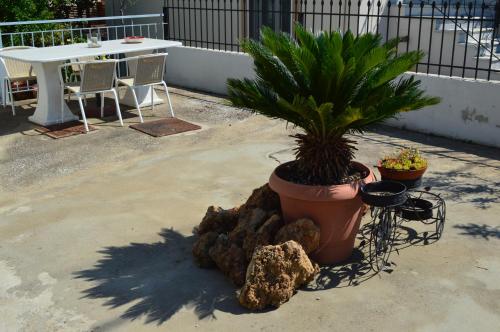  Luxury Villa Vacations in Nea Iraklitsa
