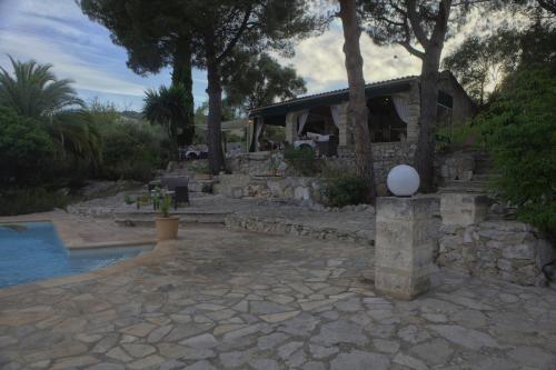 El Encinar de Arta - image 11