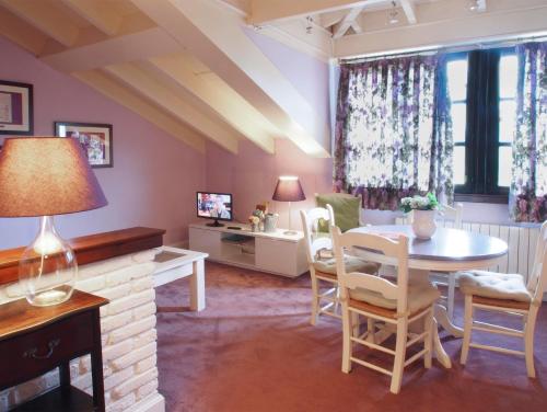 Kitchen, Casas Rurales Asturias Campon Antrialgo in Pilona