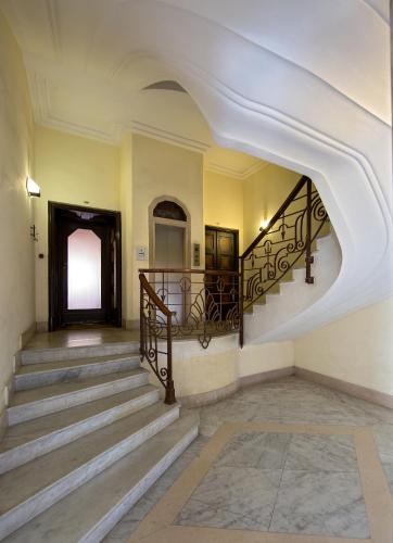 50 Suite B&B