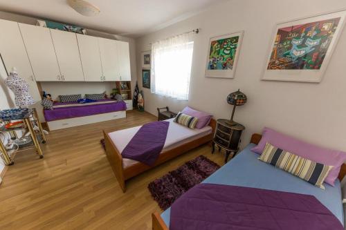 Apartments by the sea Arbanija Ciovo - 14825 - image 6