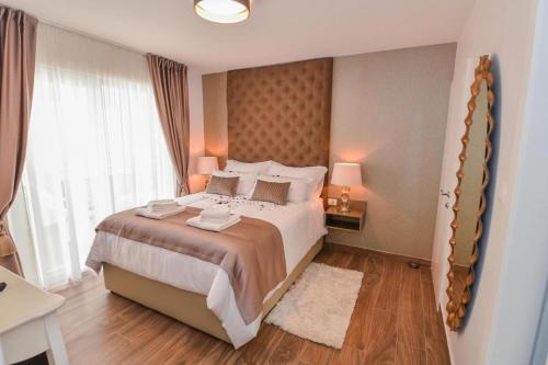 Apartments with a parking space Zadar - 15790