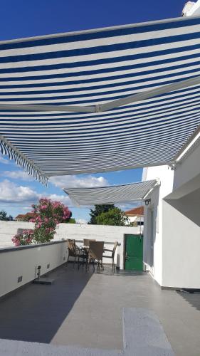 Apartments JL Murter