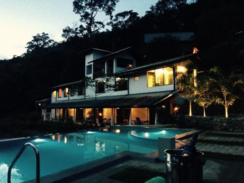 Krogs/atpūtas telpa, Sinharaja Forest Edge Guest House in Kotapola