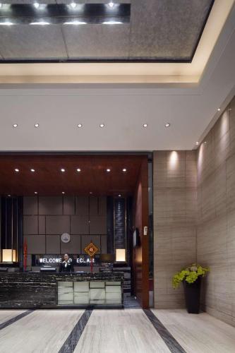 Hotel Eclair Hankou Railway Station Huaqiao Branch