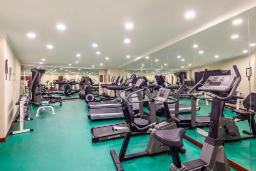 Fitness center, Park Hotel in People Square and South Bund Huangpu