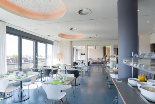 Ku'Damm 101 Hotel - image 2