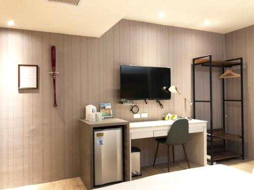room detail thumbnail 1