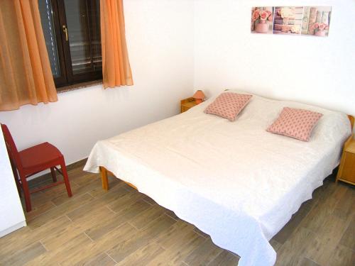 Apartment image 3