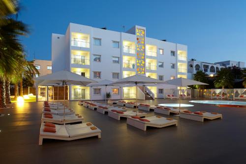 Ibiza Sun Apartments - image 2