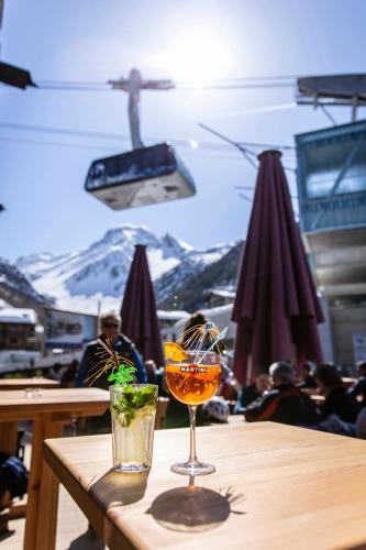  Hôtel Alpina - Swiss Ski & Bike Lodge Grimentz, Pension in Grimentz