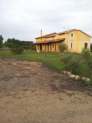  Affittacamere Luti, Pension in Massama