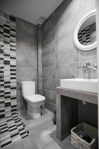 Xenios Hotel - image 6