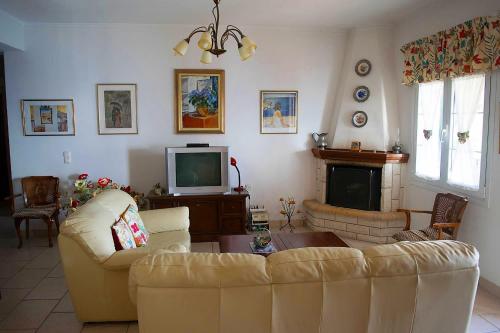  Aerostato house With Fantastic Sea View in Sinarádes