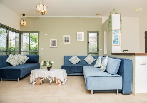 Közös társalgó / TV, Holiday home in Galilee in Shear Yashuv