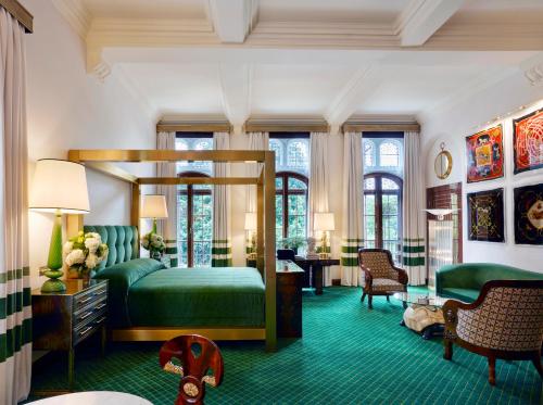 151203948 Milestone Hotel Kensington