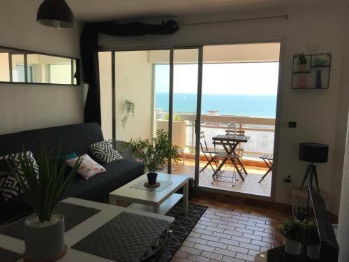 Exceptionnel ! Appartement vue imprenable sur mer.