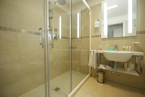 15121324 Mercure Hotel Rimini Artis
