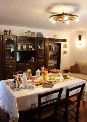 Κοινόχρηστο σαλόνι/χώρος τηλεόρασης, B&B Paradiso in Γκούμπιο