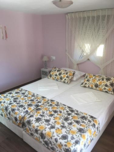  manolis-evelina in Lefkogeia