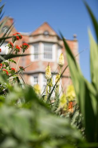 Goldsborough Hall