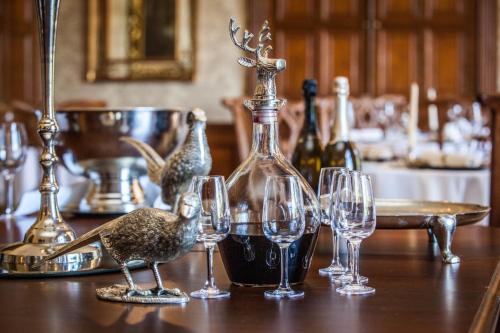 Goldsborough Hall - image 5