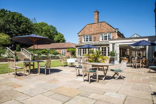 Goldsborough Hall - image 8