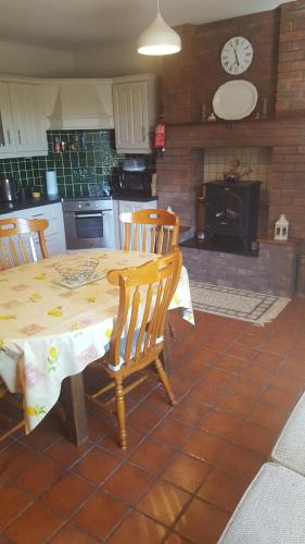 Tulla Villa Self Catering in Riverstown