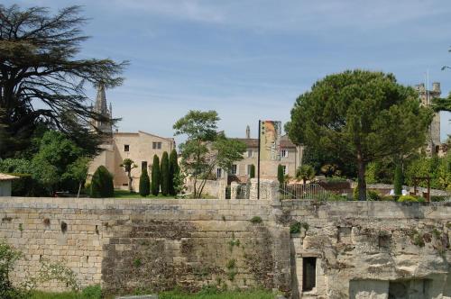 Hôtel Au Logis des Remparts