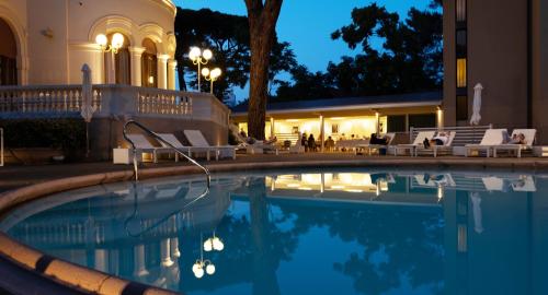 Hotel De La Ville