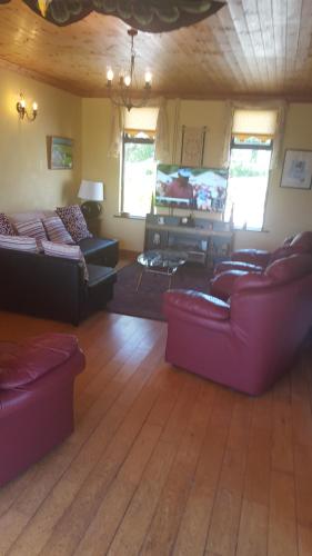 Tulla Villa Self Catering in Riverstown