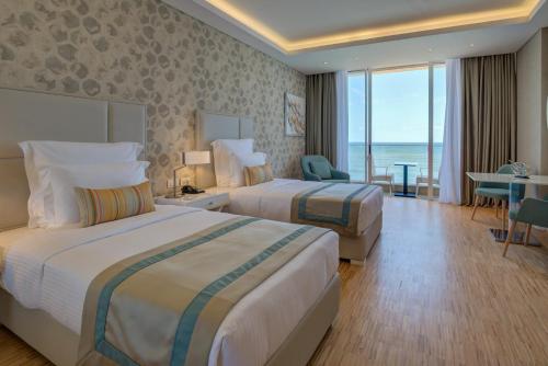 لانكستر إيدن باي لانكستر إيدن باي