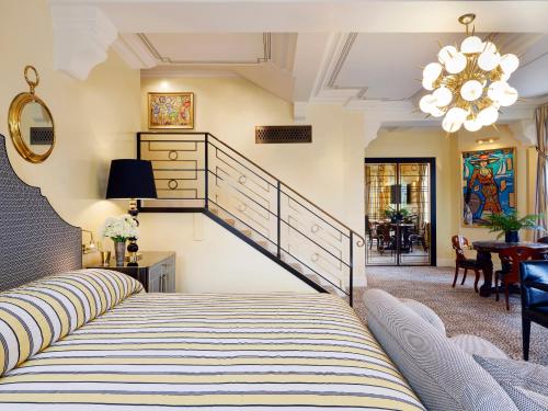 151226467 Milestone Hotel Kensington