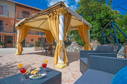 Viesnīcas āriene, B&B Il Girasole in Adžerola