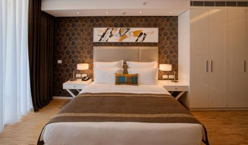 لانكستر إيدن باي لانكستر إيدن باي