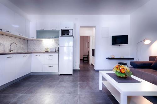 Apartmani Dule Komiza